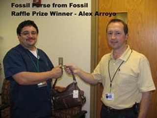 2009_raffle_prize_fossil_purse2_small